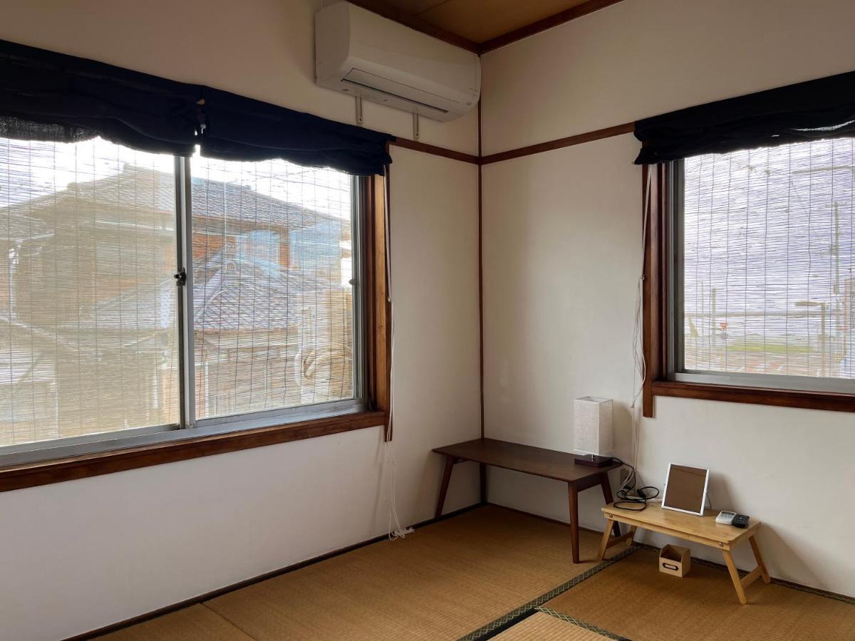 Guesthouse紫雲 Kanonji Luaran gambar